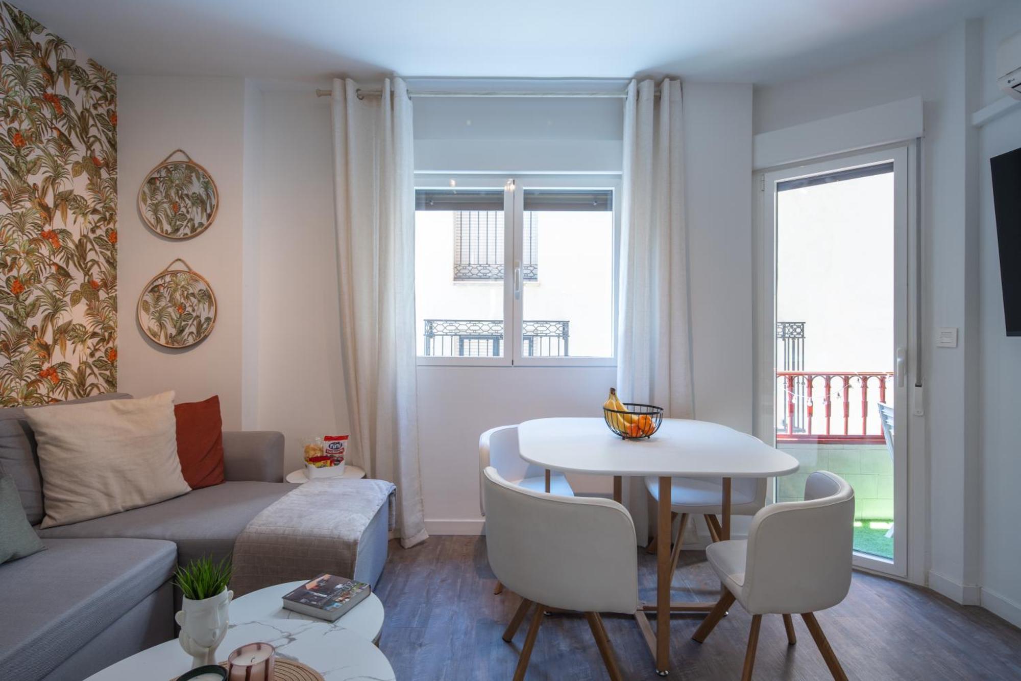 Lobos Deluxe Apartment กรานาดา ภายนอก รูปภาพ