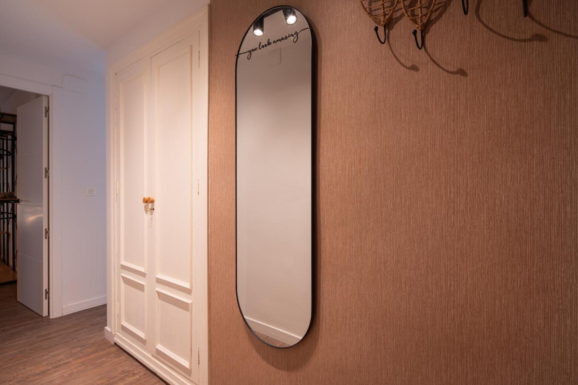 Lobos Deluxe Apartment กรานาดา ภายนอก รูปภาพ