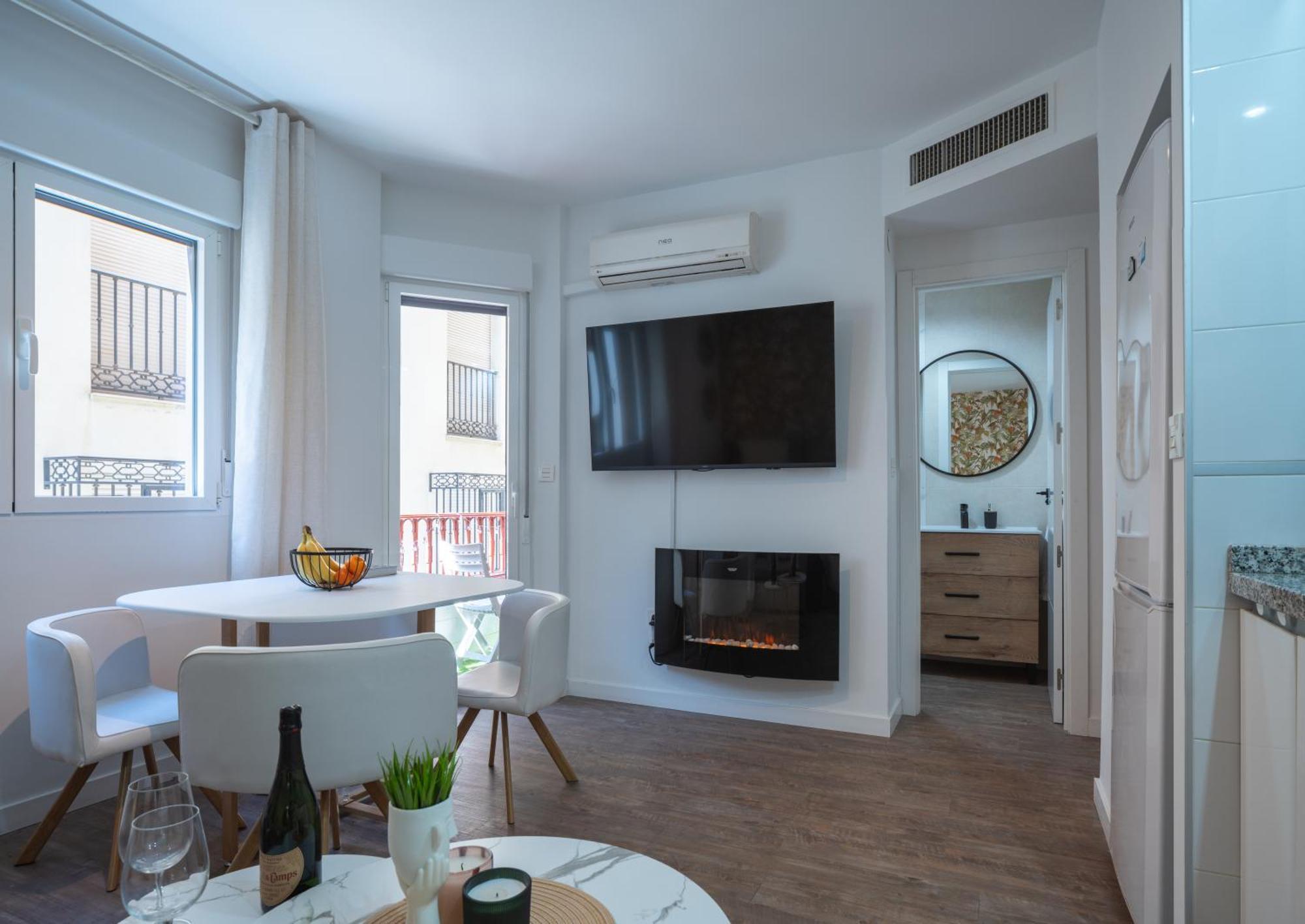 Lobos Deluxe Apartment กรานาดา ภายนอก รูปภาพ