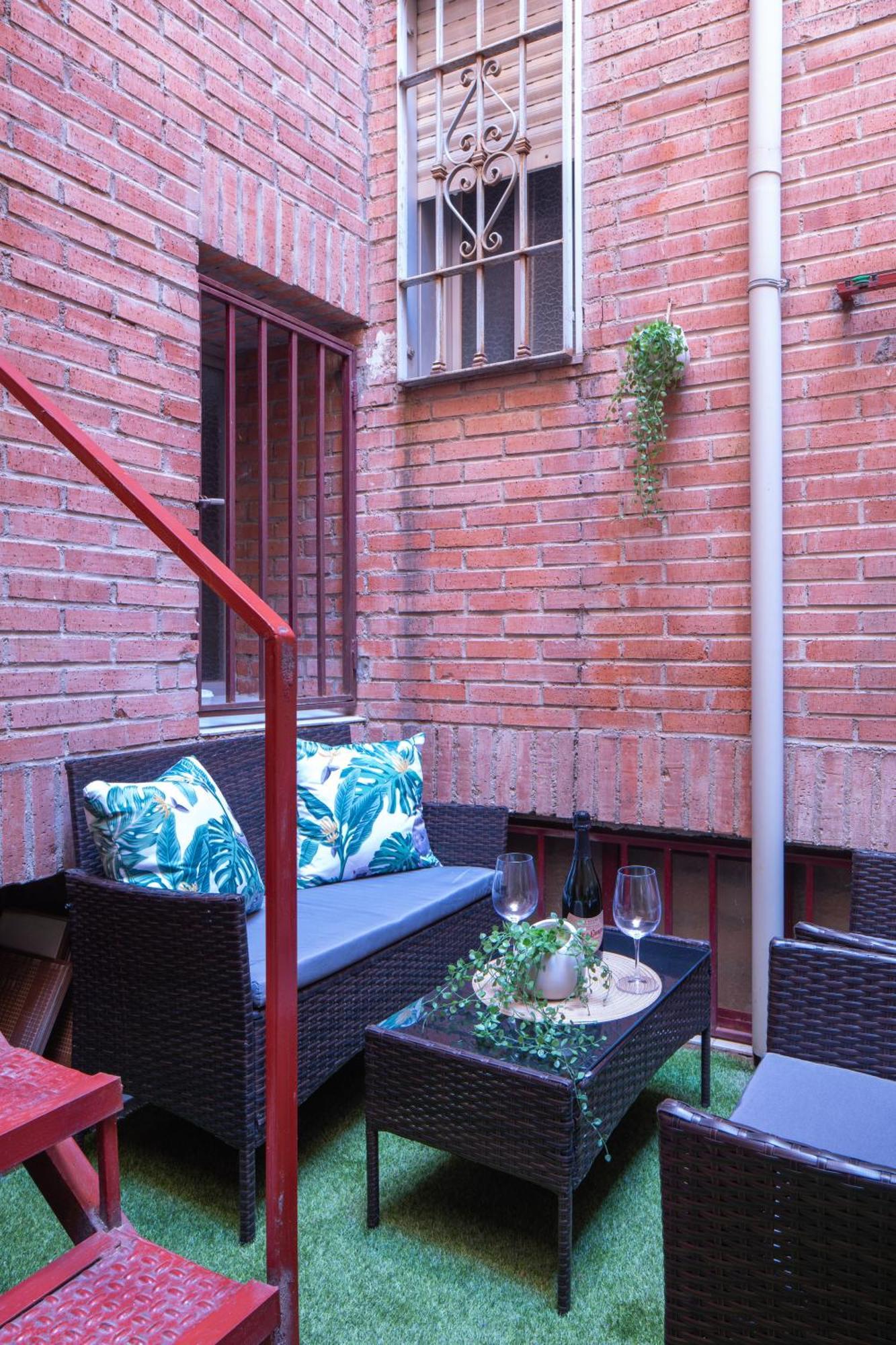 Lobos Deluxe Apartment กรานาดา ภายนอก รูปภาพ